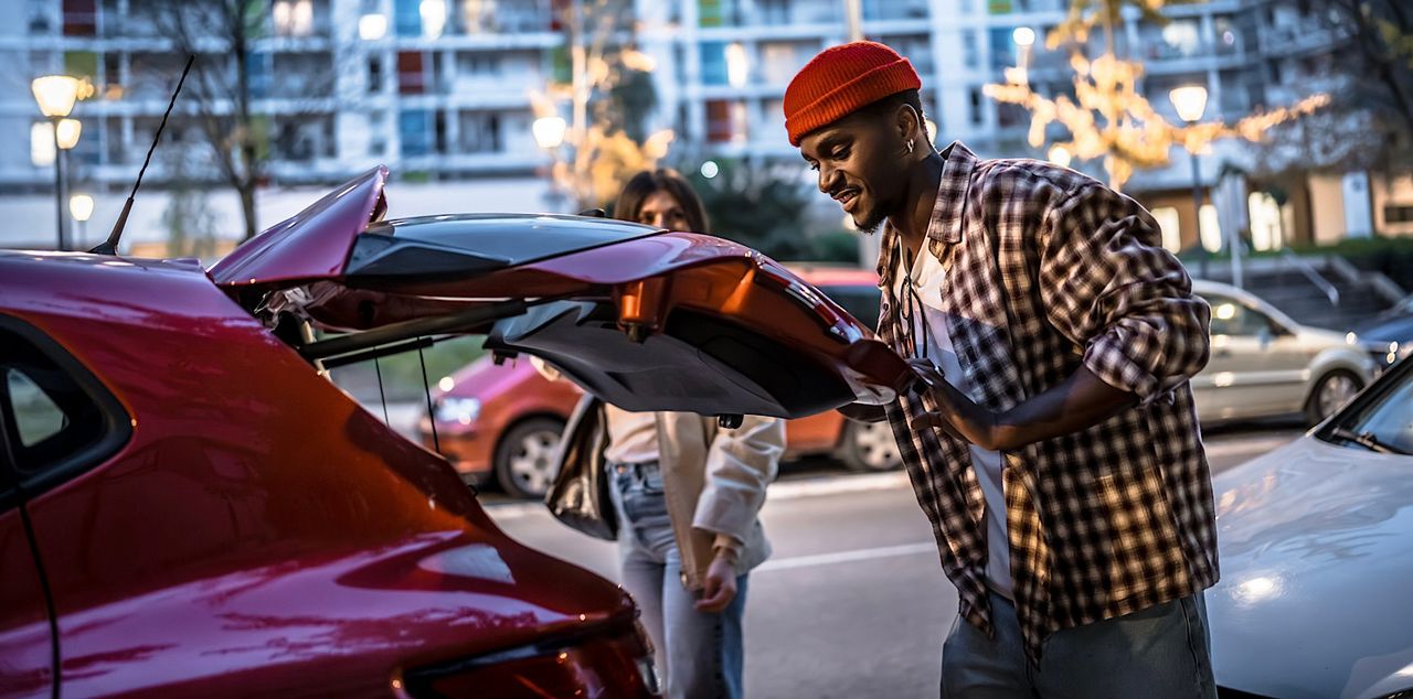 Best Car to Rent: SUV vs Sedan