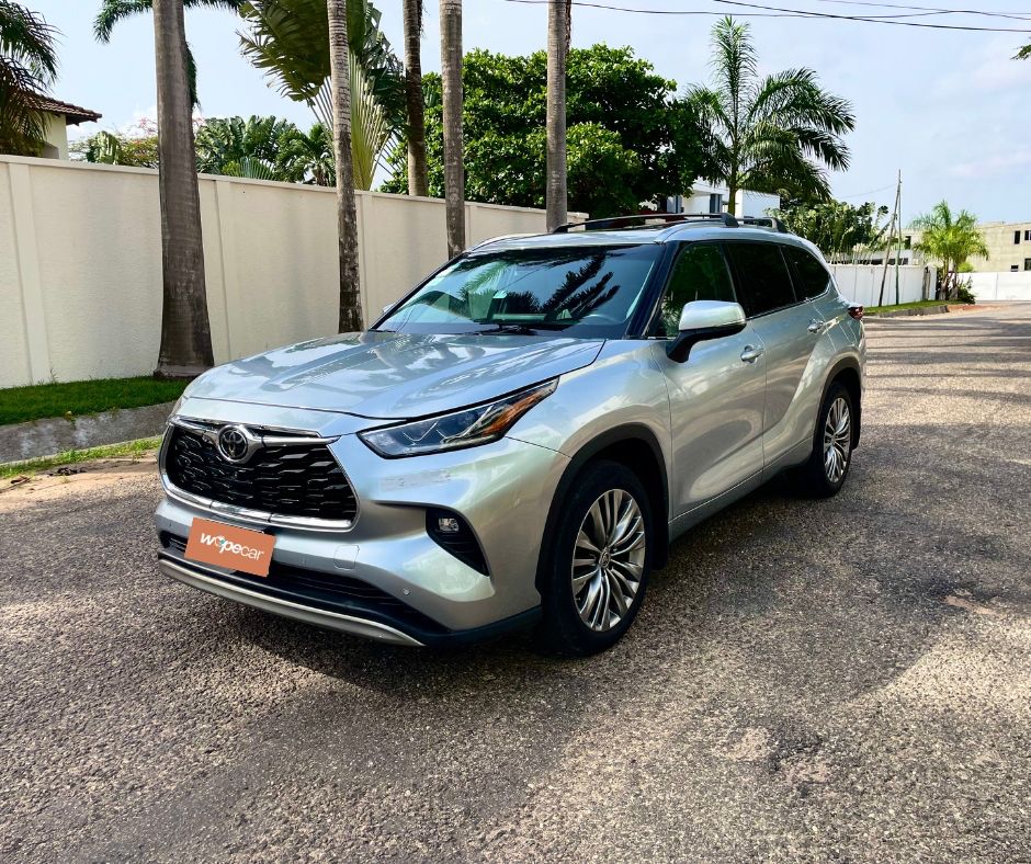 Image of Toyota Highlander by WopeCar