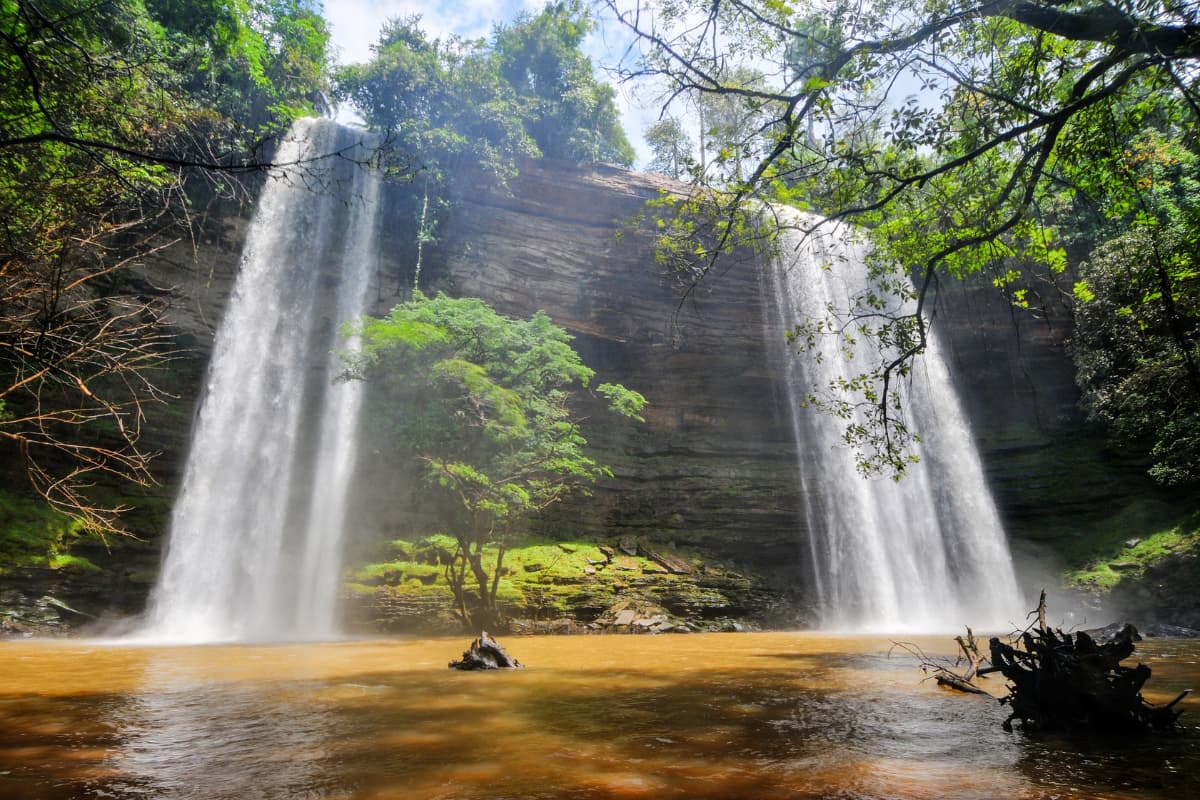 Image via https://greenviewsresidential.com/boti-falls/